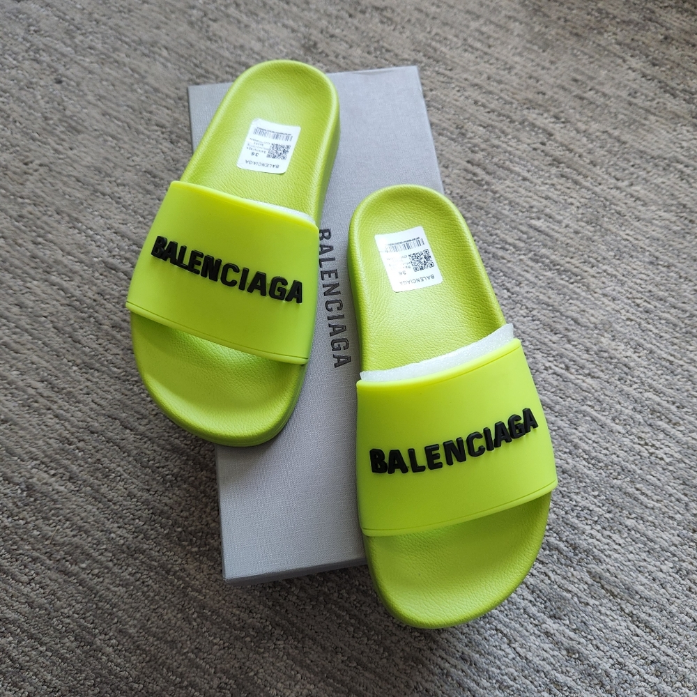 NIB New Designer Logo Pool Slides